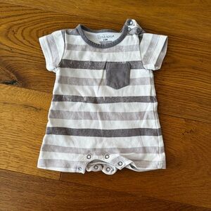 Little Bipsy // Gray Stripped Romper // 3-6 Months